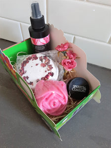 4 Piece Pink Rose Special Delivery Gift Set (#018)