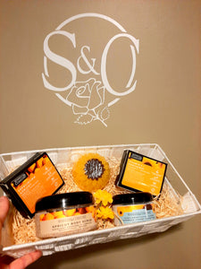 5 Piece Exfoliating Face and Body Sunflower Apricot Gift Set (#004)